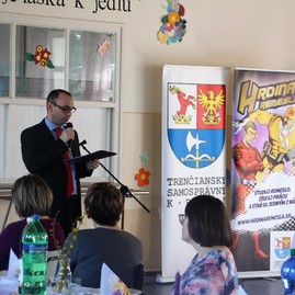 V považanoch si pripomenuli deň učiteľov. zš a. rudnaya podporil tsk učebnými pomôckami - IMG_4965