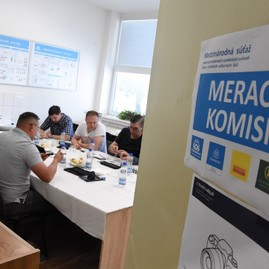 Zväčšiť fotografiu - V považskej bystrici sa konala medzinárodná strojárska súťaž - Obrázok4