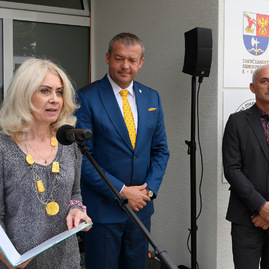 V regióne hornej nitry župa otvorila novú strednú zdravotnícku školu, jej prah v prvý školský deň prekročilo 48 prvákov - 20190902_PD_SZS_037w