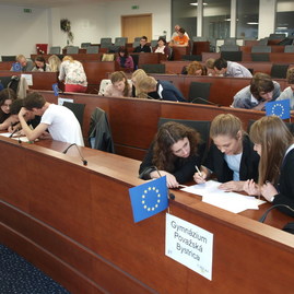 V súťaži mladý európan najúspešnejší gymnazisti z partizánskeho - P4280573_resize