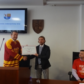 V tričku dukly - 3
