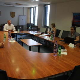 Vedenie župy a prezident szľh rokovali na tému pripravenosti hokejovej akadémie - IMG_0002