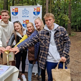 Zväčšiť fotografiu - Víťazom župnej kalokagatie sa stala považskobystrická priemyslovka - 20220928_124156