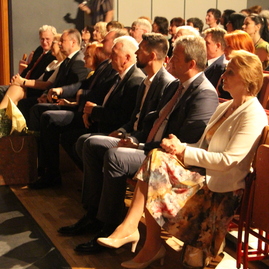 Z obchodnej akadémie v prievidzi je sedemdesiatnička, k jubileu dostane nové ošatenie a multifunkčné ihrisko - IMG_0045