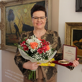 Za poslanie, ktorému zasvätili život, si výnimoční učitelia trenčianskeho kraja prevzali plaketu j. a. komenského - IMG_6558