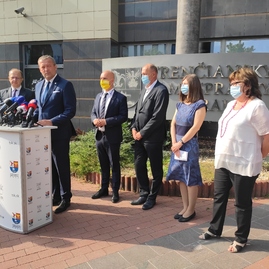 Zväčšiť fotografiu - Zaočkovanosť zamestnancov župných stredných škôl je nad celoslovenským priemerom - IMG_20210813_091052_1