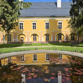 Zväčšiť fotografiu - Zelená škola budúcnosti: pruské získalo certifikát prírodná záhrada 2025