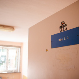 Zväčšiť fotografiu - Zhotoviteľ mešká s prácami na projekte handlovskej soš-ky - TSK_KD_SOŠ Handlová_mini (31 of 43)