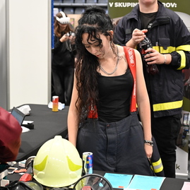 Zväčšiť fotografiu - Žiaci si vyberajú svoju budúcnosť - stredoškolák pokračuje aj v piatok