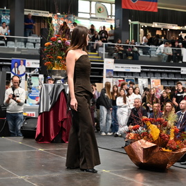 Zväčšiť fotografiu - Žiaci si vyberajú svoju budúcnosť - stredoškolák pokračuje aj v piatok