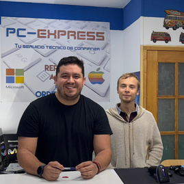 Zväčšiť fotografiu - Žiaci zo župnej priemyslovky praxovali v španielsku