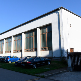 Zmodernizovanú telocvičňu na strednej odbornej škole v starej turej budú môcť žiaci využívať už v tomto roku - 20190904_TSK_skoly_009w