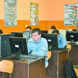 Zo života strednej odbornej školy v považskej bystrici - Darovane pocitace_resize