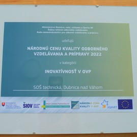 Zväčšiť fotografiu - Župná škola získala národnú cenu kvality odborného vzdelávania! - DSC_0285