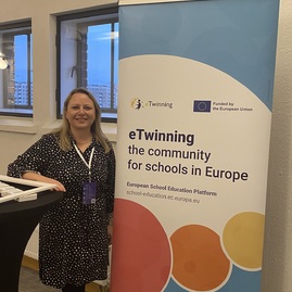 Zväčšiť fotografiu - Župné školy úspešne napredujú v rámci programu etwinning