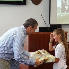 „župko“ dostal od malých bakalárikov župan - 12