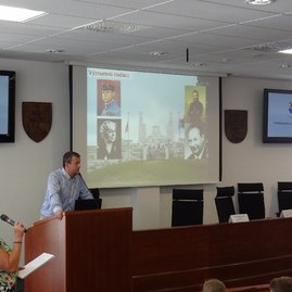 „župko“ dostal od malých bakalárikov župan - 13