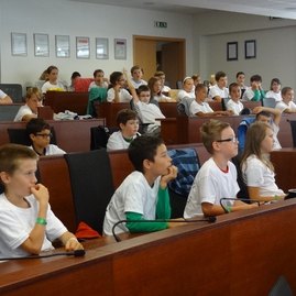 „župko“ dostal od malých bakalárikov župan - 5