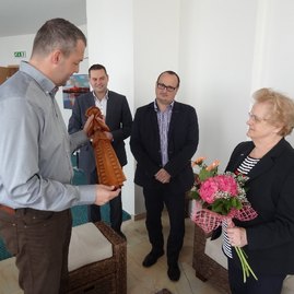 Bertuška de bruyn na návšteve u trenčianskeho župana - 01