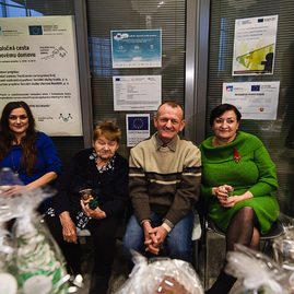 Zväčšiť fotografiu - Čaro vianoc sa skrýva v srdečnosti - TSK_Otvorenie vianočných trhov_mini (2 of 71)