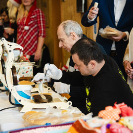 Zväčšiť fotografiu - Čaro vianoc sa skrýva v srdečnosti - TSK_viantrhy_pondelok (40 of 50)