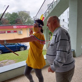 Zväčšiť fotografiu - Deň plný zábavy, rozptýlenia a bohatého kultúrneho programu v css-bystričan - Deň s nami fotka č.2