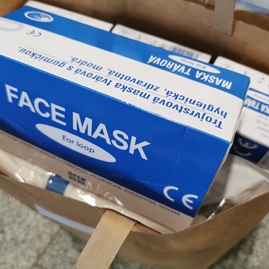 Zväčšiť fotografiu - Do zariadení sociálnych služieb župa rozdistribuovala ďalšie ochranné pomôcky - IMG_20200608_083245