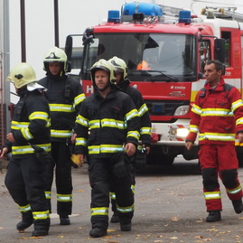 Zväčšiť fotografiu - Hasiči v css – sloven - PA241169