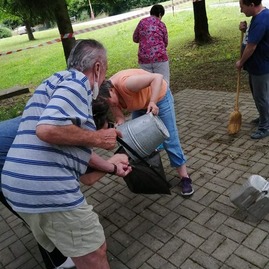 Zväčšiť fotografiu - Júlové aktivity v považskobystrickom zariadení sociálnych služieb - 9