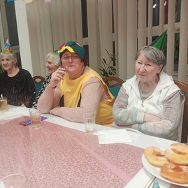 Zväčšiť fotografiu - Karneval v centre sociálnych služieb – jesienka myjava - IMG_20230127_184237