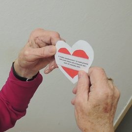 Klienti css - bystričan oslávili valentína vlastnoručne vyrobenými srdiečkami - m_DSCN86061