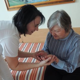 Klienti css - bystričan oslávili valentína vlastnoručne vyrobenými srdiečkami - m_DSCN8617