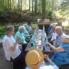 Klienti css - chmelinec relaxovali v prírodnej lokalite lazov pod makytou - DSCN0333_resize