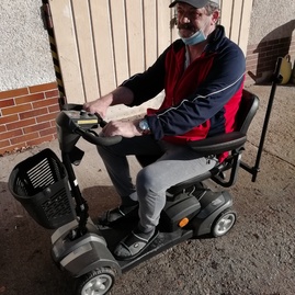 Zväčšiť fotografiu - Klienti css – bôrik s darom od občianskeho združenia parasport24 - foto(1)