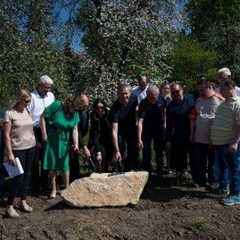 Zväčšiť fotografiu - Klienti dss – adamovské kochanovce sú o krok bližšie k novému domovu - 20240409_TSK_108w