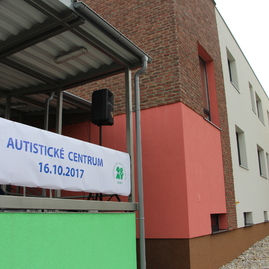 Nové autistické centrum vytvára druhý domov pre 30 ľudí s diagnózou autizmus - IMG_4089