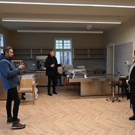 Zväčšiť fotografiu - 