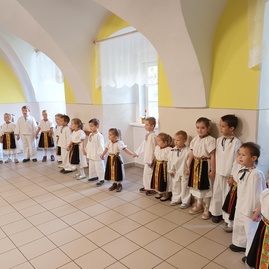 Zväčšiť fotografiu - Október v našich zariadeniach sociálnych služieb - 1000016965