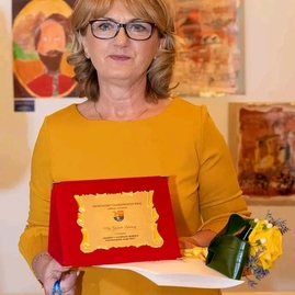 Zväčšiť fotografiu - Pani riaditeľka, ďakujeme za všetko, bolo nám cťou - FB_IMG_16540698045873821