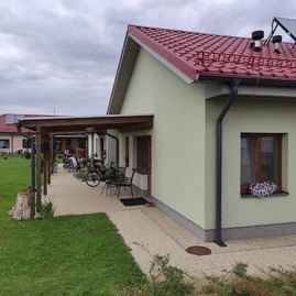 Zväčšiť fotografiu - Pestré leto zažívajú klienti v zariadení v adamovských kochanovciach - IMG_20210721_141213