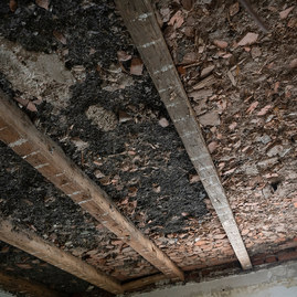 Zväčšiť fotografiu - Rekonštrukcia budovy centra sociálnych služieb ave pokračuje podľa plánu - 20200807_DCA_CSS_008w