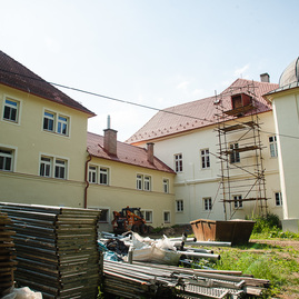 Zväčšiť fotografiu - Rekonštrukcia fasády historického kaštieľa je takmer na konci - TSK_KD máj_mini (177 of 232)