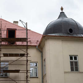 Zväčšiť fotografiu - Rekonštrukcia kaštieľa v zemianskom podhradí napreduje - 20220919_TSK_181w