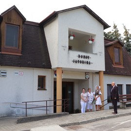 Zväčšiť fotografiu - Služby klientom poskytuje už štvrťstoročie - IMG_1623