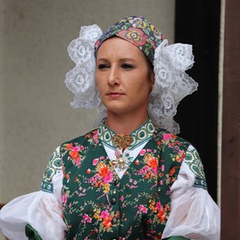 Zväčšiť fotografiu - Služby klientom poskytuje už štvrťstoročie - IMG_1638