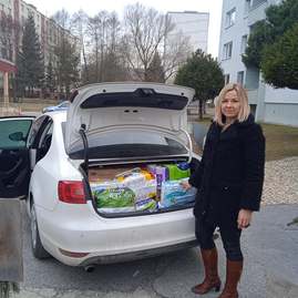 Zväčšiť fotografiu - Solidaritu s ukrajinou ukázali aj zamestnanci považskobystrického css - bystričan - 275415795_360237079299523_6218965196605613351_n
