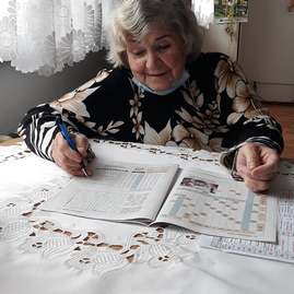Zväčšiť fotografiu - Špeciálna príloha novín teší klientov župných zariadení - MY tajničky CSS Bystričan Zakvašov (3)