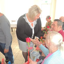 Starších si v októbri uctili aj v považskobystrickom centre sociálnych služieb (css) – bystričan - m_DSCN7095