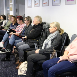 Takmer stovku odborných zamestnancov zariadení sociálnych služieb a špeciálnych škôl prilákal seminár na tému „autizmus“ - IMG_7476