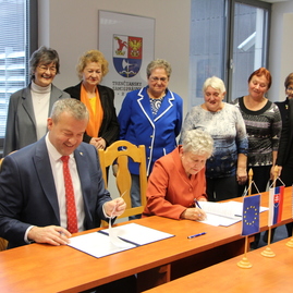 Zväčšiť fotografiu - Trenčianska župa držiteľom ocenenia senior friendly 2020 - IMG_7151